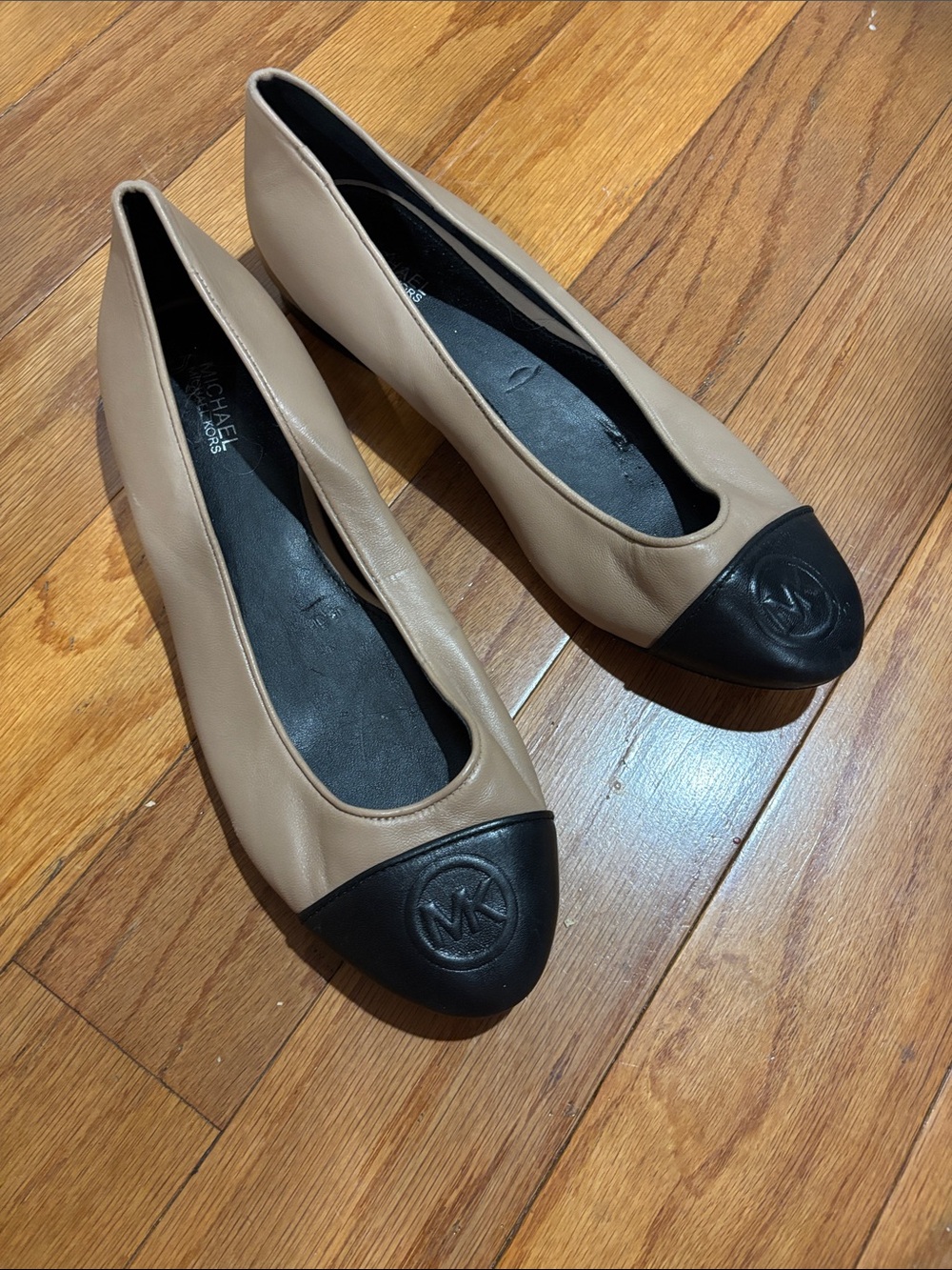 Michael Kors Beige Leather Ballet Flats with Black Cap Toe